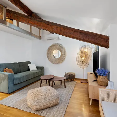 Nice Renting - 3 Massena - Chic Escape Luxury Duplex Place Massena Exterior photo