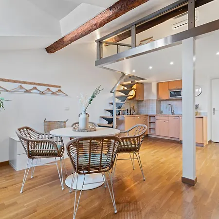 Nice Renting - 3 Massena - Chic Escape Luxury Duplex Place Massena Exterior photo