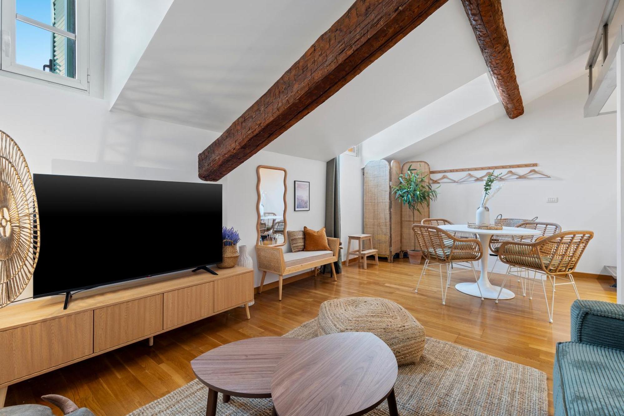 Apartamento Renting - 3 Massena - Chic Escape Luxury Duplex Place Massena Niza