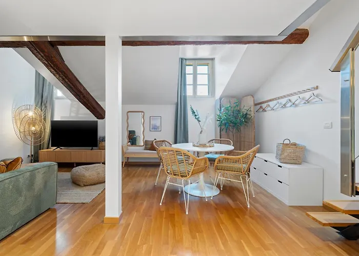 Nice Renting - 3 Massena - Chic Escape Luxury Duplex Place Massena